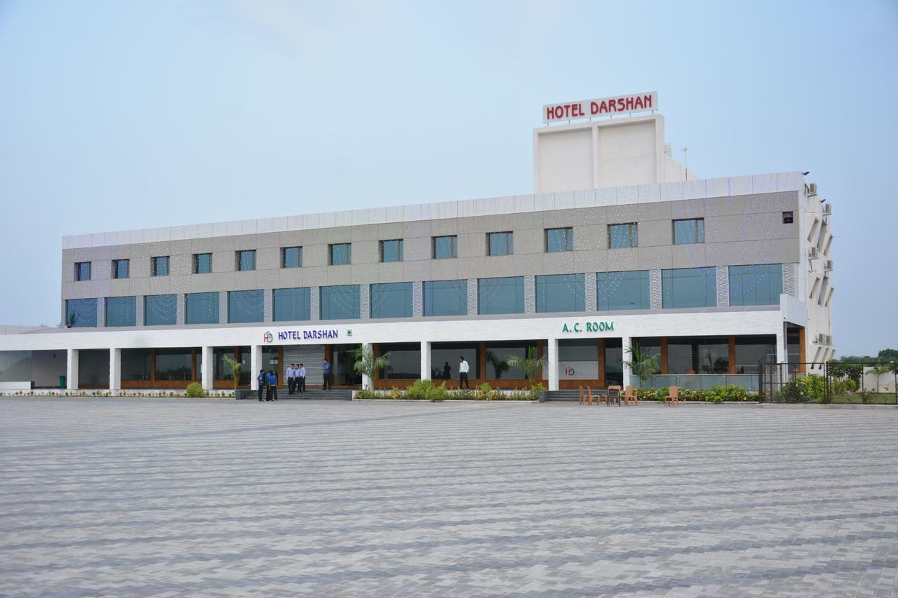 Hotel Darshan Rājula エクステリア 写真